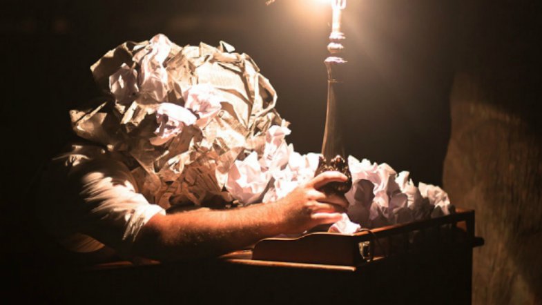 How to Write Like Hunter S. Thompson