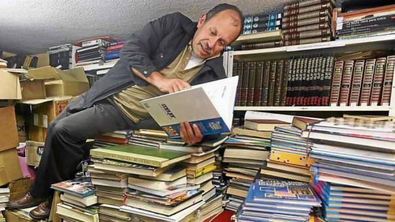 This Garbage Collector Saves Books for Low-Income Kids