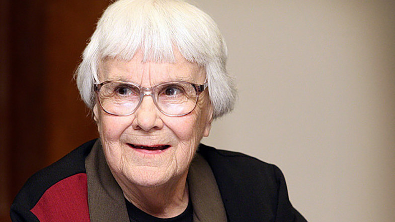 Harper Lee Dies at 89