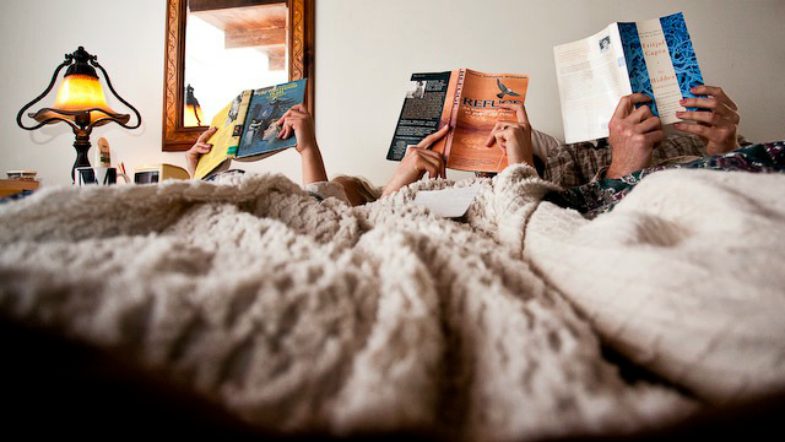 5 Things For Bookworms to Do on Valentines Day
