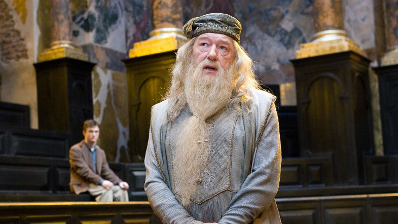 Dumbledore Comics Prove He Would Make a Terrible Headmaster