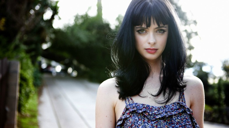 Krysten Ritter Pens Psychological Thriller, Bonfire