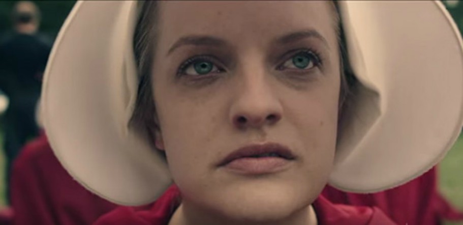 Elisabeth Moss says ‘The Handmaid’s Tale’ Made Her An Activist