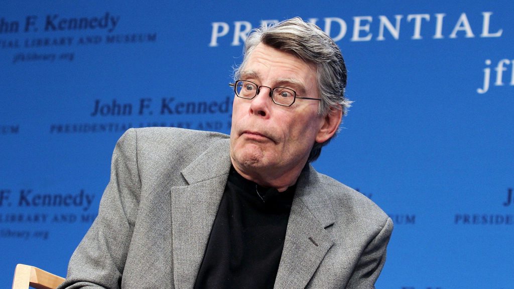 TW: This Gross Tweet From Stephen King Freaked Out His Fans