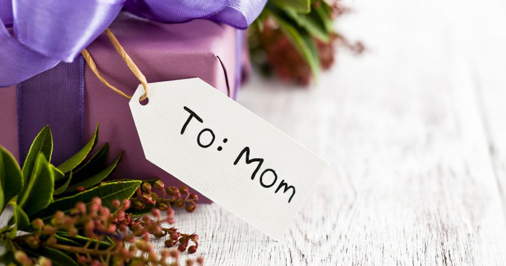 11 Book-Related Gifts for Mother’s Day