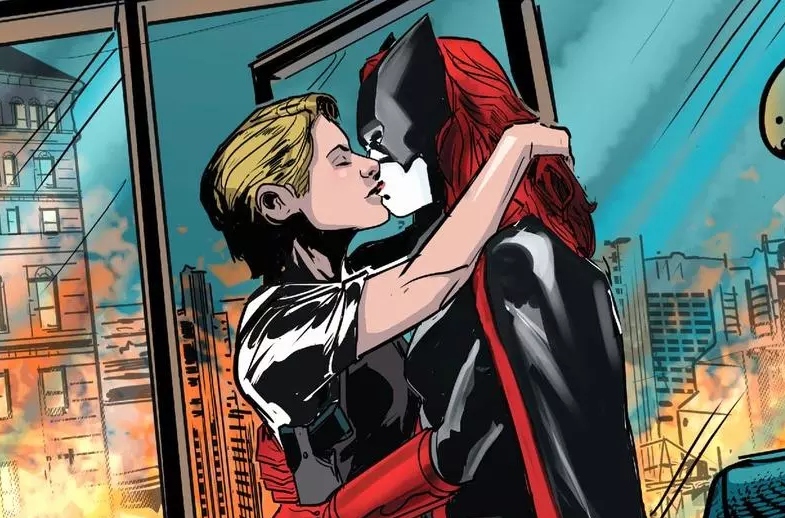 ‘Batwoman’ TV Series Will Feature DC’s First Lesbian Superhero!
