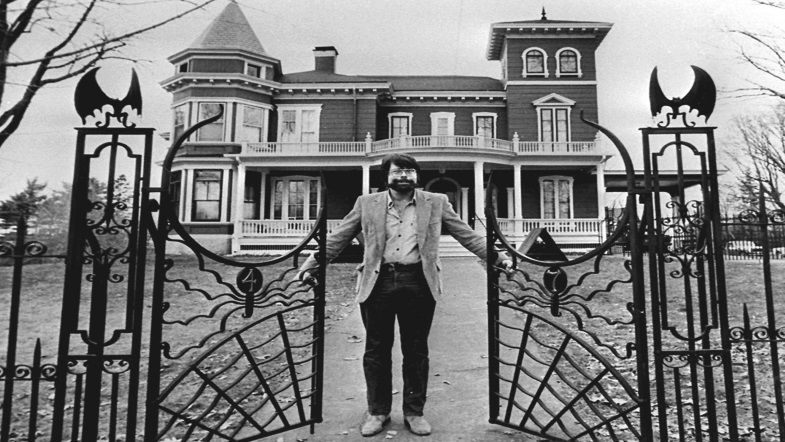 Check Out Stephen King’s Spooky Haunted House