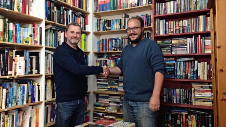 Customer Wins Bookstore in Raffle, Fulfilling Every Bookworm’s Dream