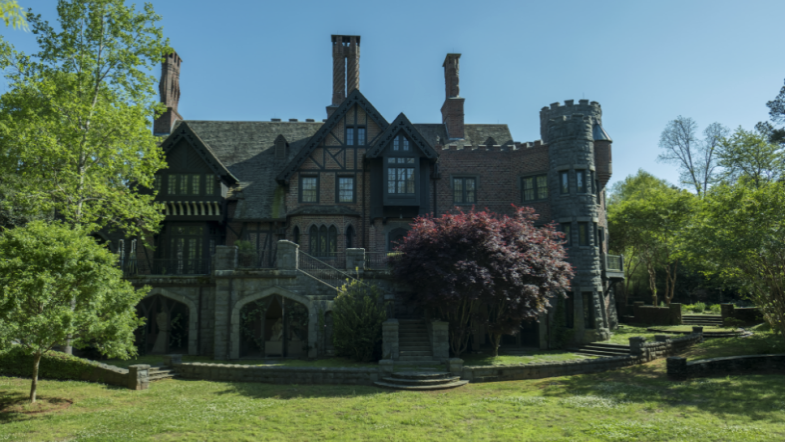Five Reasons ‘The Haunting of Hill House’ Is Positively Petrifying