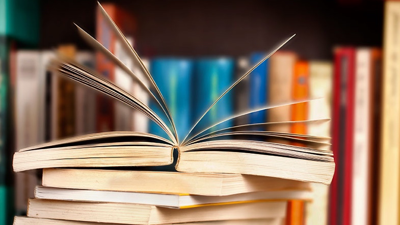 10 Books Every Non-Bookworm Needs to Read