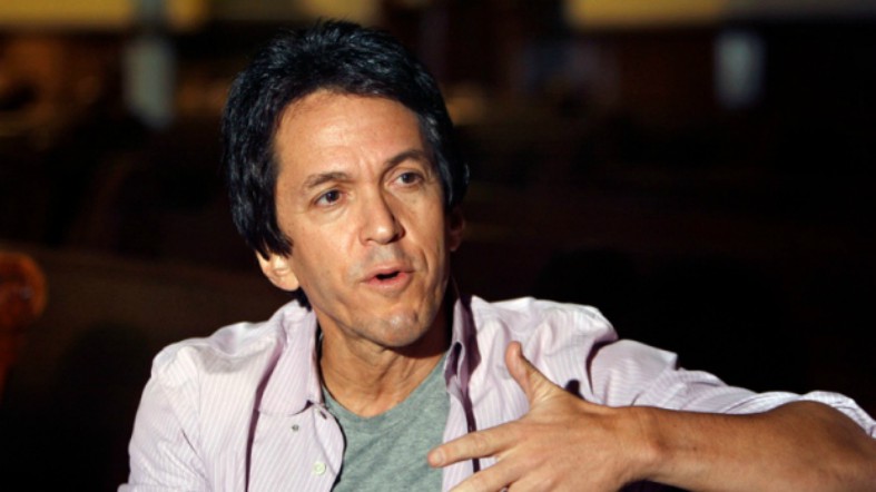 Mitch Albom to Release Emotional New Memoir