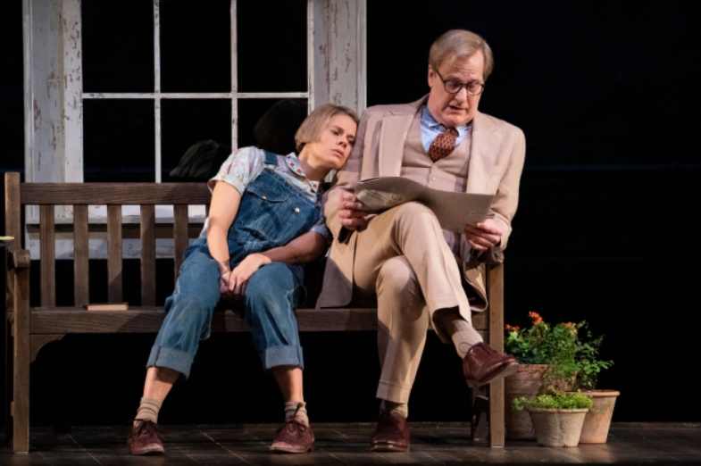 ‘To Kill a Mockingbird’ Actress Receives Standing Ovation