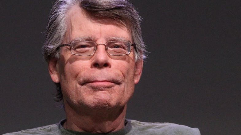 10 Wholesome Reminders That Stephen King is a Sleepy Twitter Dad