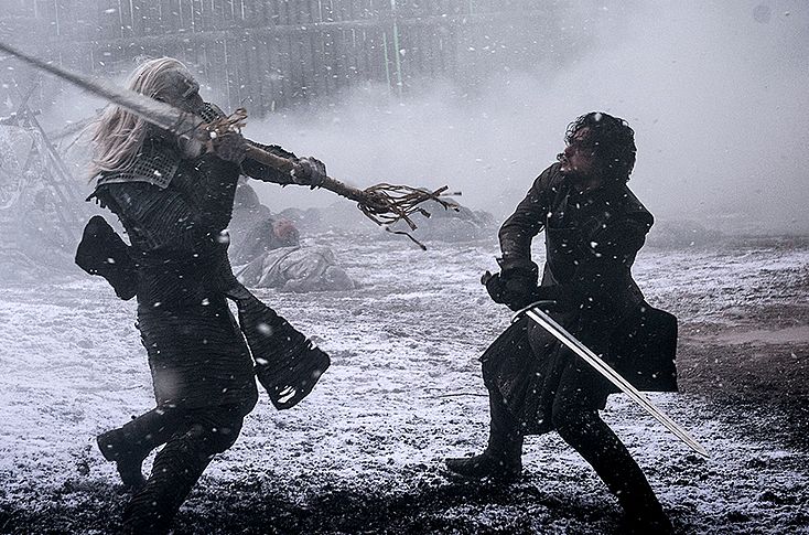 Jon Snow prepares to cross swords with an undead White Walker