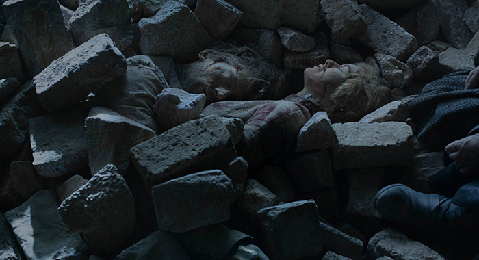 Jaime and Cersei dead beneath rubble