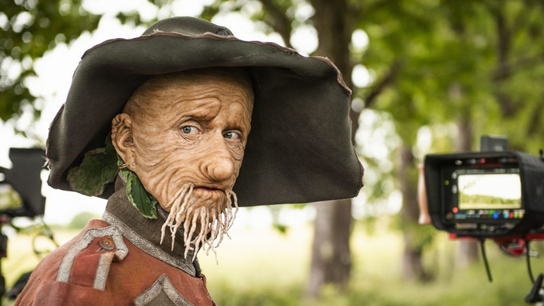 ‘Pirates of the Caribbean’ Star to Adapt British Classic ‘Worzel Gummidge’