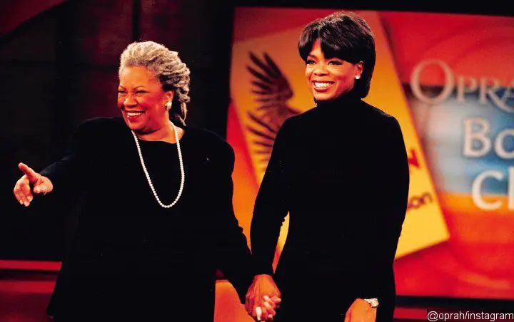 Oprah Winfrey and Toni Morrison on 'The Oprah Winfrey Show'