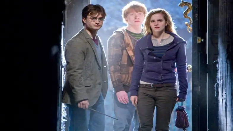 10 Nods To ‘Harry Potter’ In Books And TV
