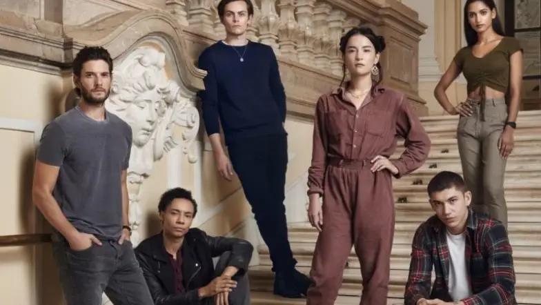 Netflix’s ‘Shadow and Bone’ Finds Its Bright New Cast