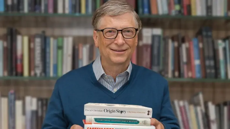 The 2 Books Bill Gates Says You Absolutely Must Read
