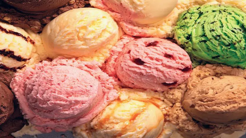 Books to Enjoy With Your Favorite Dessert