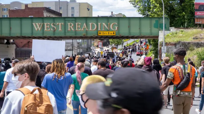 5 Books About Police Brutality to Educate Ourselves