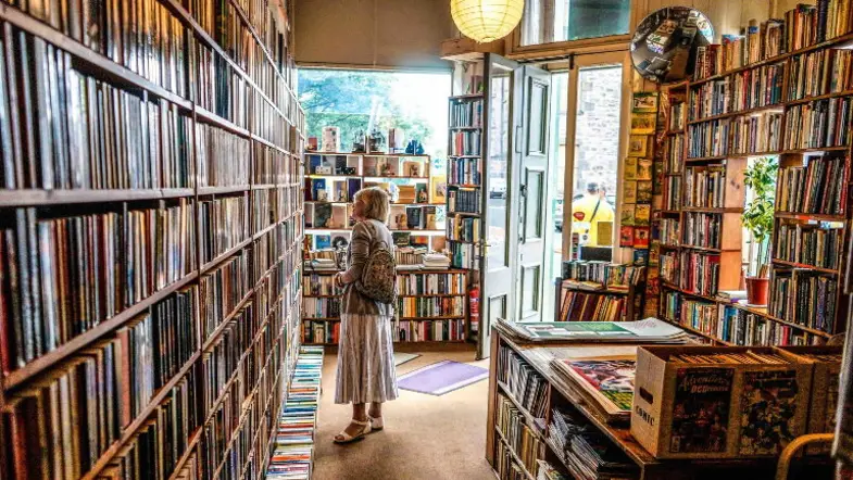 Bookshop Saves Small Businesses