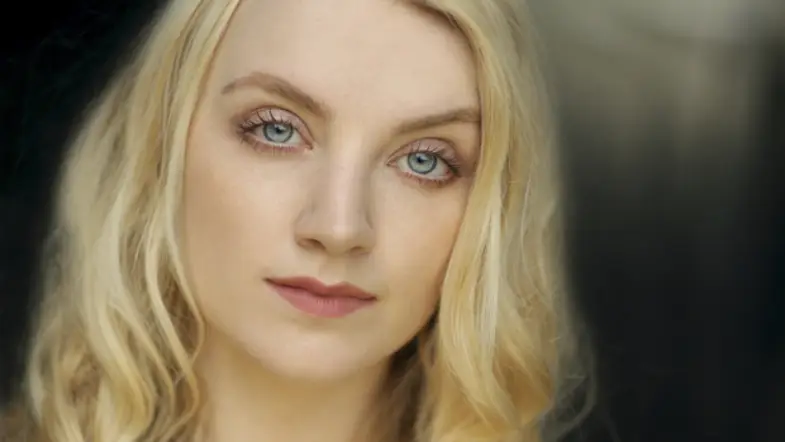 Evanna Lynch Advises Against Obsessive Fan Culture