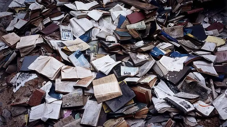 7 Ways You’re De-Valuing Your Books