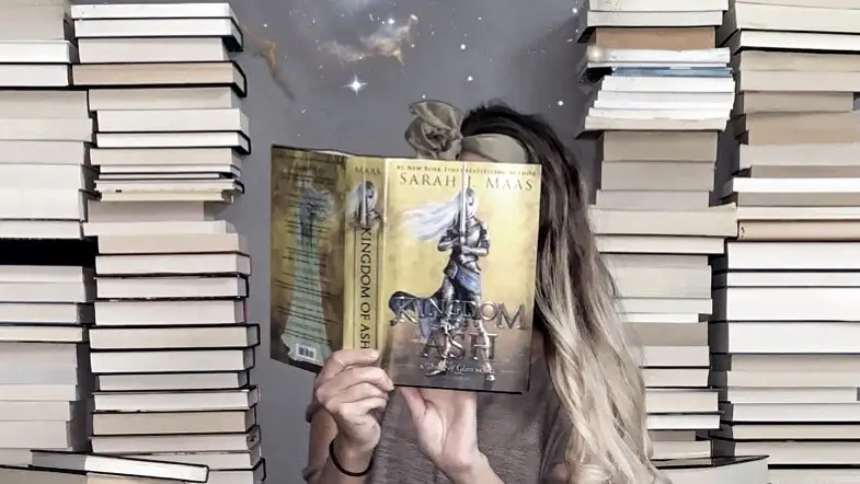 #Bookstagrammer of the Week: @the_readers_nook