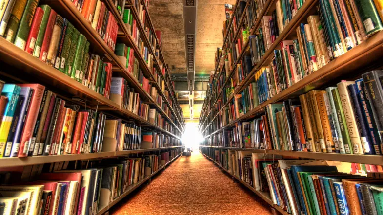 5 Poems About Libraries