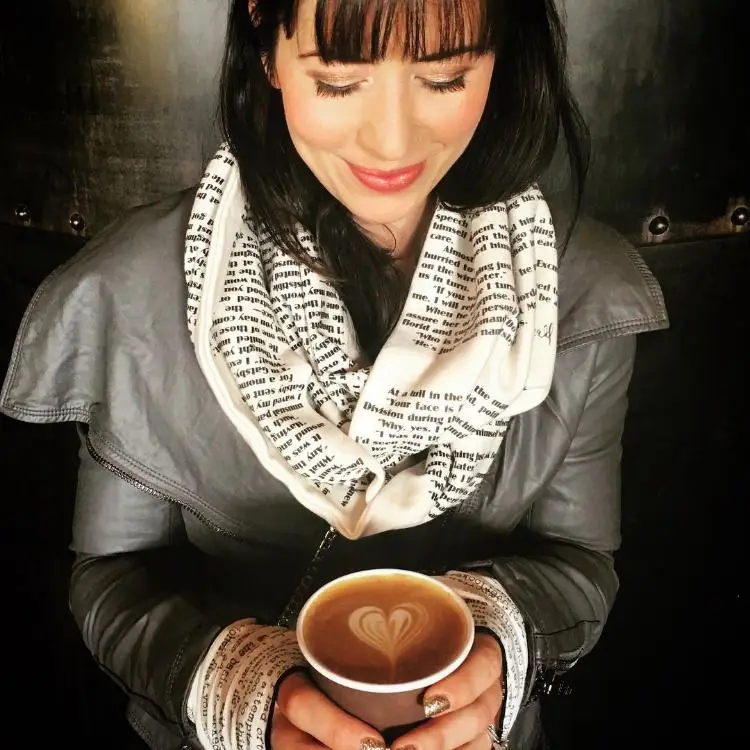 woman wearing scarf