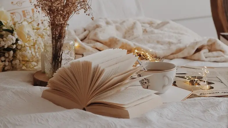 #Bookstagrammer of the Week: @always_and_forever_lyndsay