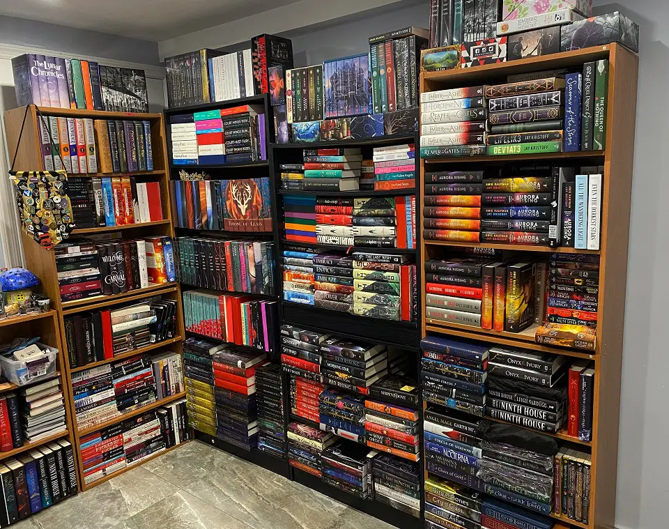 Image of colorful books on bookshelves