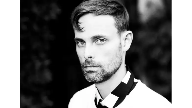 13 of the Best ‘Miss Peregrine’s Home for Peculiar Children’ Quotes to Celebrate Ransom Riggs’ Birthday
