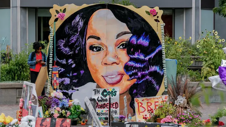 Simon & Schuster Refuses to Distribute Officer’s Book About Breonna Taylor Shooting