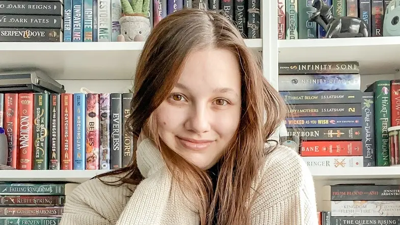 @bookish.hayden – Bookstagrammer of the Week