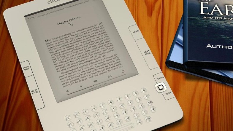 Older Amazon Kindles Will Lose Internet Access In December