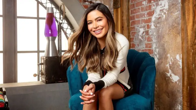 ‘iCarly’ Reboot Renewed For A Second Season